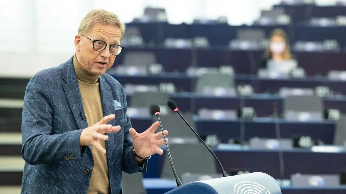 - Jeg blev noget harm, da jeg læste, at der endnu ikke er kommet forslag fra Kommissionen om udskydelse af fireprocents-kravet, for det er nu, at bønderne skal have et grundlag at beslutte produktionen til næste år ud fra, siger Asger Christensen. Arkivfoto