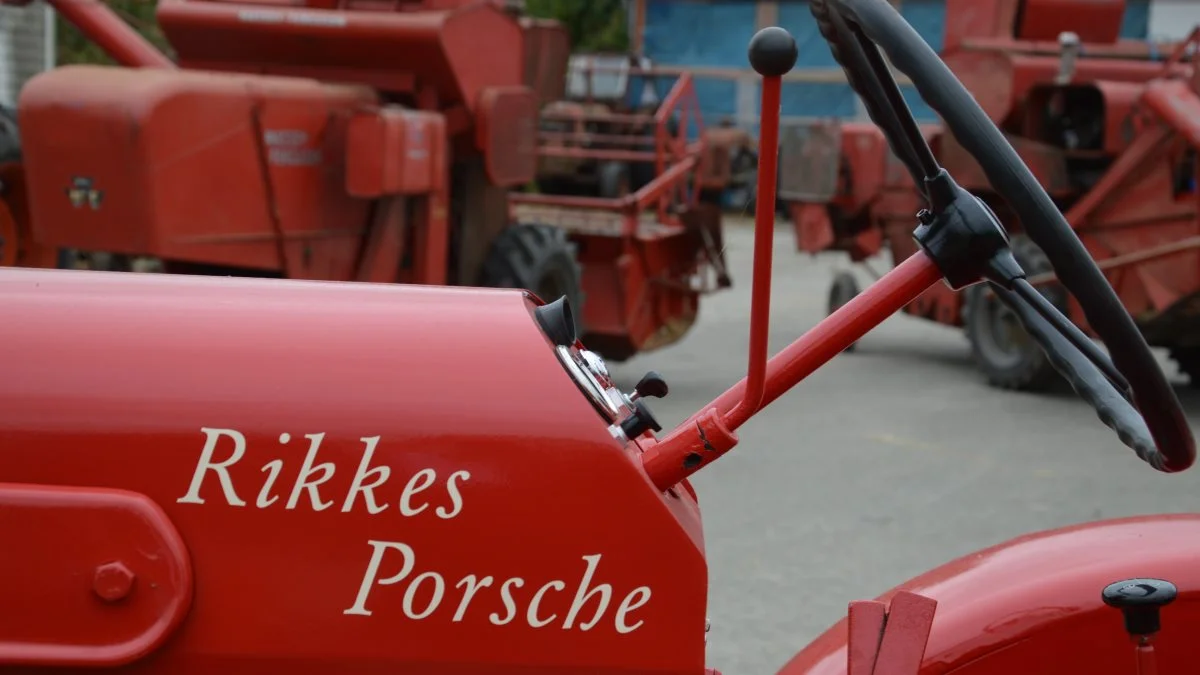 Der er kræset for detaljerne. Selv mærkatet »Rikkes Porsche« er der kælet for.