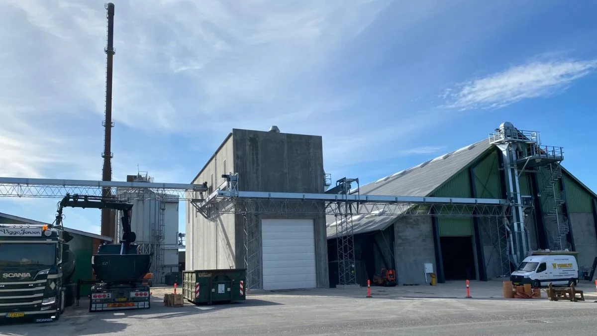 Indenfor de seneste år er der samlet set investeret mere end 500 millioner kroner i projekter, der blandt andet tæller et nyt logistikcenter i Taulov, en kornterminal på havnen i Masnedø ved Vordingborg, flytningen af hovedkontoret fra København til Fredericia og moderniseringen af de to fabrikker i Skave og Vrå i Vest- og Nordjylland.

