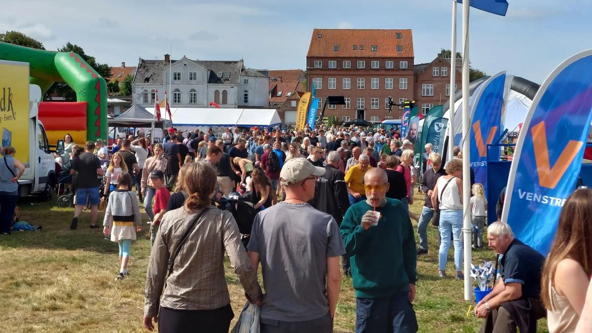 Rigtig mange gæster lagde vejen forbi Hovedengen i Ribe ved fredagens Ribe Dyrskue. Foto: John Ankersen