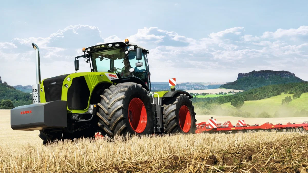 Xerion-traktorer kan fejre 25-års jubilæum og i den anledning producerer Claas et begrænset antal limited-udgaver med et retro-look fra Xerions-traktorerne tilbage fra 1997. De begrænsede limited-udgaver vil blive udstillet på messer og vil udelukkende være tilgængelig for Xerion-kunder. Pressefoto