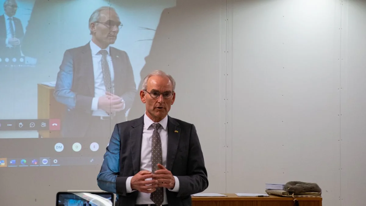 Den konservative landbrugsordfører Per Larsen håber det bedste, men frygter det værste, når han i morgen deltager i et møde om fremtiden for minkavl i Danmark. Arkivfoto: Henning K. Andersen
