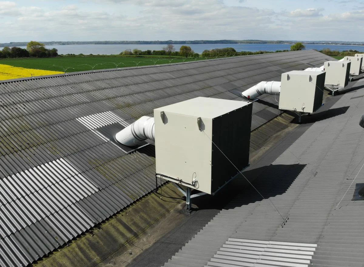 Her ses det nye ventilationsanlæg, der er installeret hos DanHatch Danmark. Foto: KJ Klimateknik