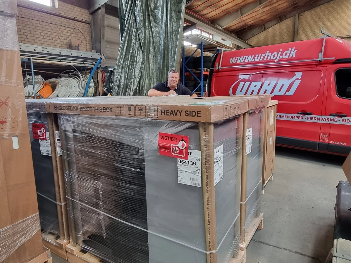 Forretningens lager kommer til at være scene for en interessant udstilling af de produkter, der rykker i øjeblikket. Foto: Anders Lei