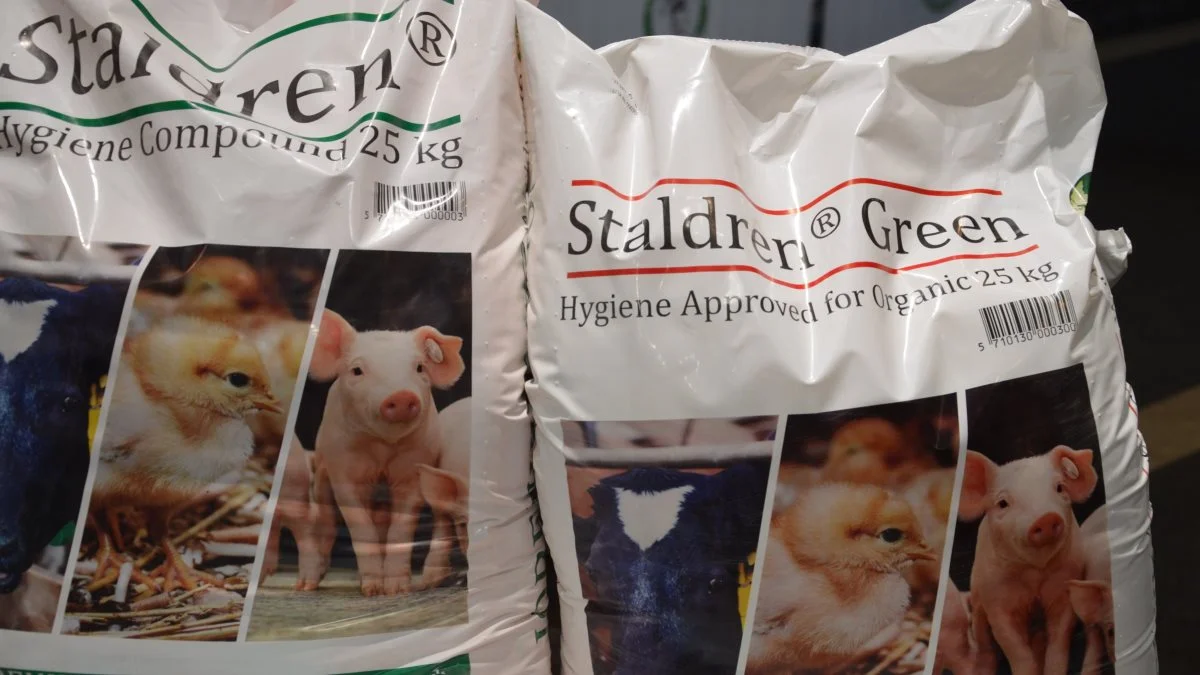 Tørhygiejnemidlet Staldren, der er et gennemafprøvet produkt, der er produceret igennem 30 år, blev lige fra starten populært i hestebranchen.