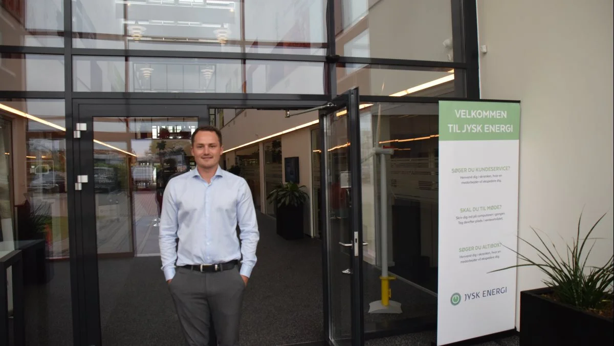 Morten Porse har været fem år hos Jysk Energi, hvor han nu er forretningschef på investorområdet. Og er der nok at se til, ikke mindst omkring solceller. Fotos: Henning K. Andersen