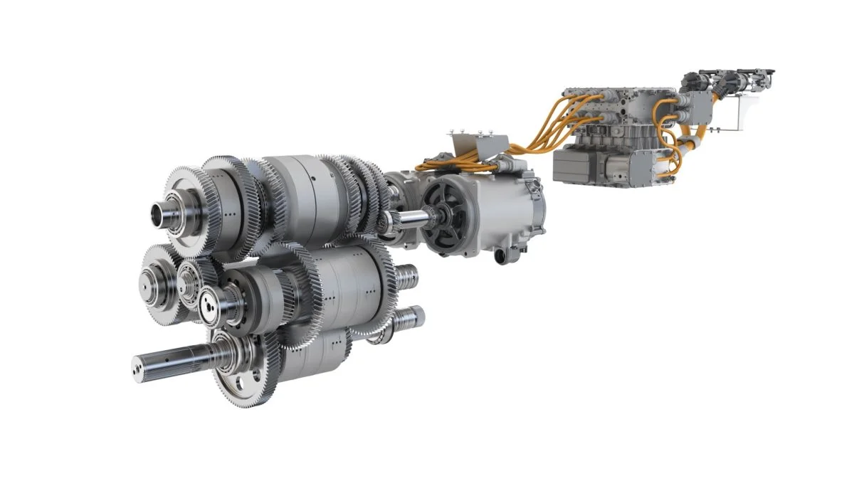 eAutoPowr-transmissionen baserer sig på John Deeres kendte E23-powershift, som er gjort trinløs med elektriske motorer. Det giver ifølge John Deere en helt anden holdbarhed, end vi kender fra traditionelle trinløse transmissioner under stor belastning. Foto: Kasper Stougård 