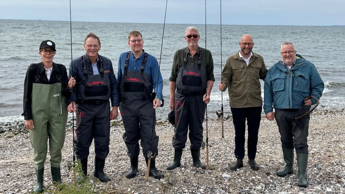 Fra venstre Mai Mercado (Konservative Folkeparti), Erling Bonnesen (Venstre), Rasmus Helveg (klimaordfører Radikale Venstre), Karsten Hønge (SF), Rasmus Prehn (Minister for Fødevarer, Landbrug og Fiskeri) og borgmester i Assens kommune, Søren Steen Andersen (Venstre). 