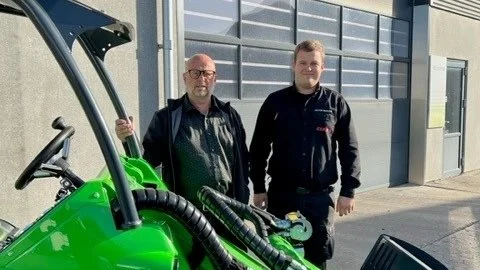 Torben Larsen sammen med kompagnon Viktor Houlind, der nu er eneforhandler af Avant øst for Storebælt.