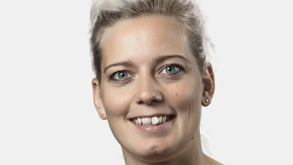Jeannette Sørensen er ny revisorassistent hos Fjordland i Thisted. Foto: Pressefoto