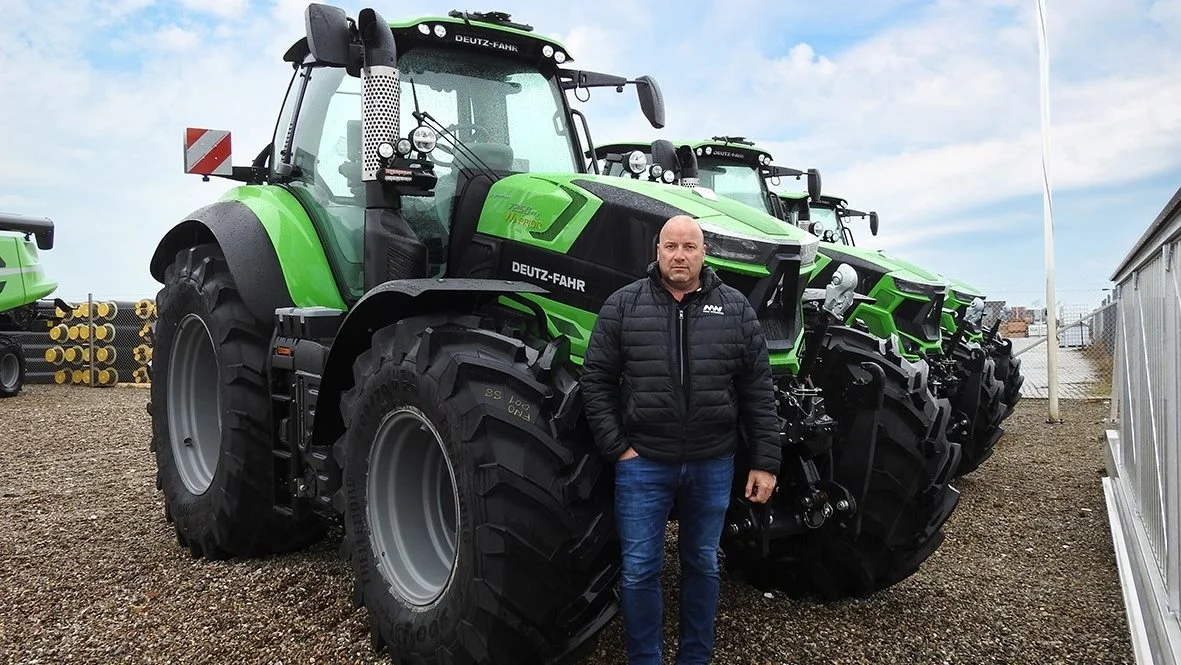 Vi har fået godt fat i det danske marked med Deutz-Fahr traktorer, efter vi har overtaget importen, siger Thomas Mortensen, Moni Worldwide. Pressefoto.