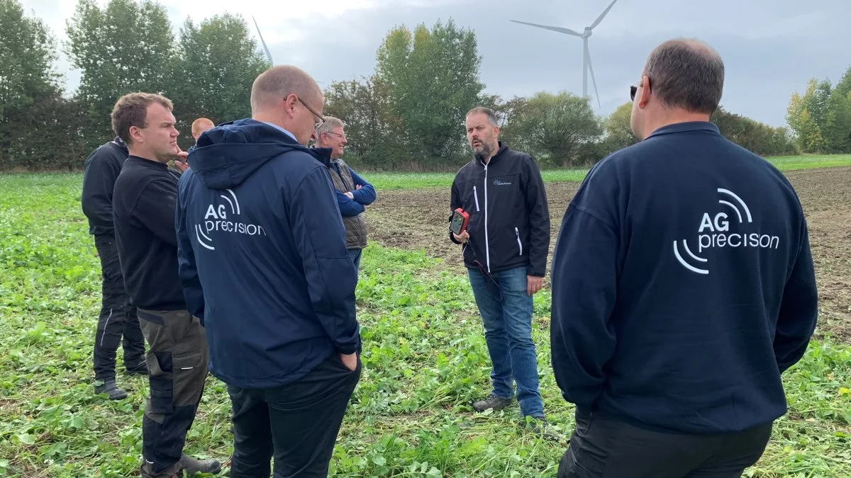 Den danske forhandler af IQuus, AG Precision, var naturligvis også repræsenteret ved demonstrationen, hvor salgschef hos GPX Solutions, Hans Biemans, orienterede om mulighederne med systemet. Foto: Jesper Hallgren