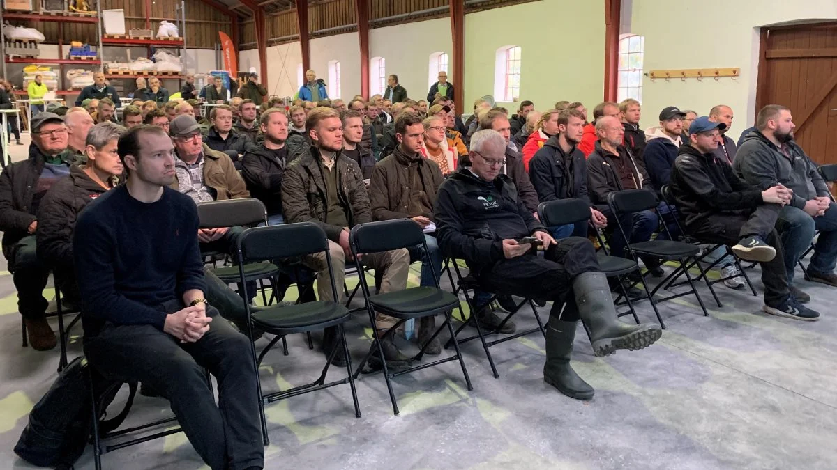 Over 100 aktive landmænd var samlet til årets Sund Jord-konference på Knudstrupgård ved Sorø på Midtsjælland. Fotos: Jesper Hallgren