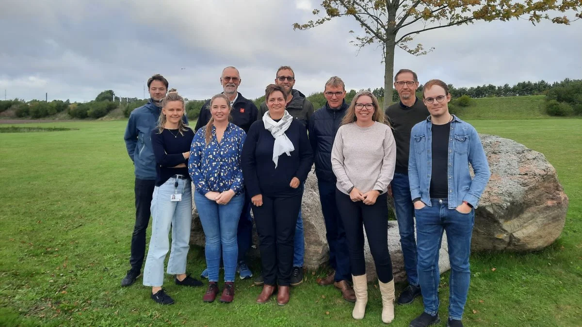 Det økologiske VKST-hold. Bagerst fra venstre: Darran Andrew Thomsen, Henning Hervik, Martin Kristian Hansen, Carsten Hvelplund Jensen og Per Jensen. Forrest fra venstre: Katrine Hedemand Bak, Josefine Vinfeldt Adler, Therese Bloksted, Rikke Pallvi Lundgaard Andersen og Jens-Peter R. Paulsen. Foto: VKST