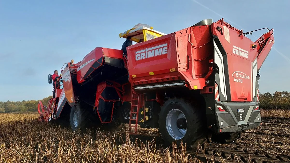 Grimme Ventor 4150 ClodSep er en stor fire-rækket selvkørende kartoffeloptager, der er flagskibet hos Grimme Skandinavien. Fotos: John Ankersen