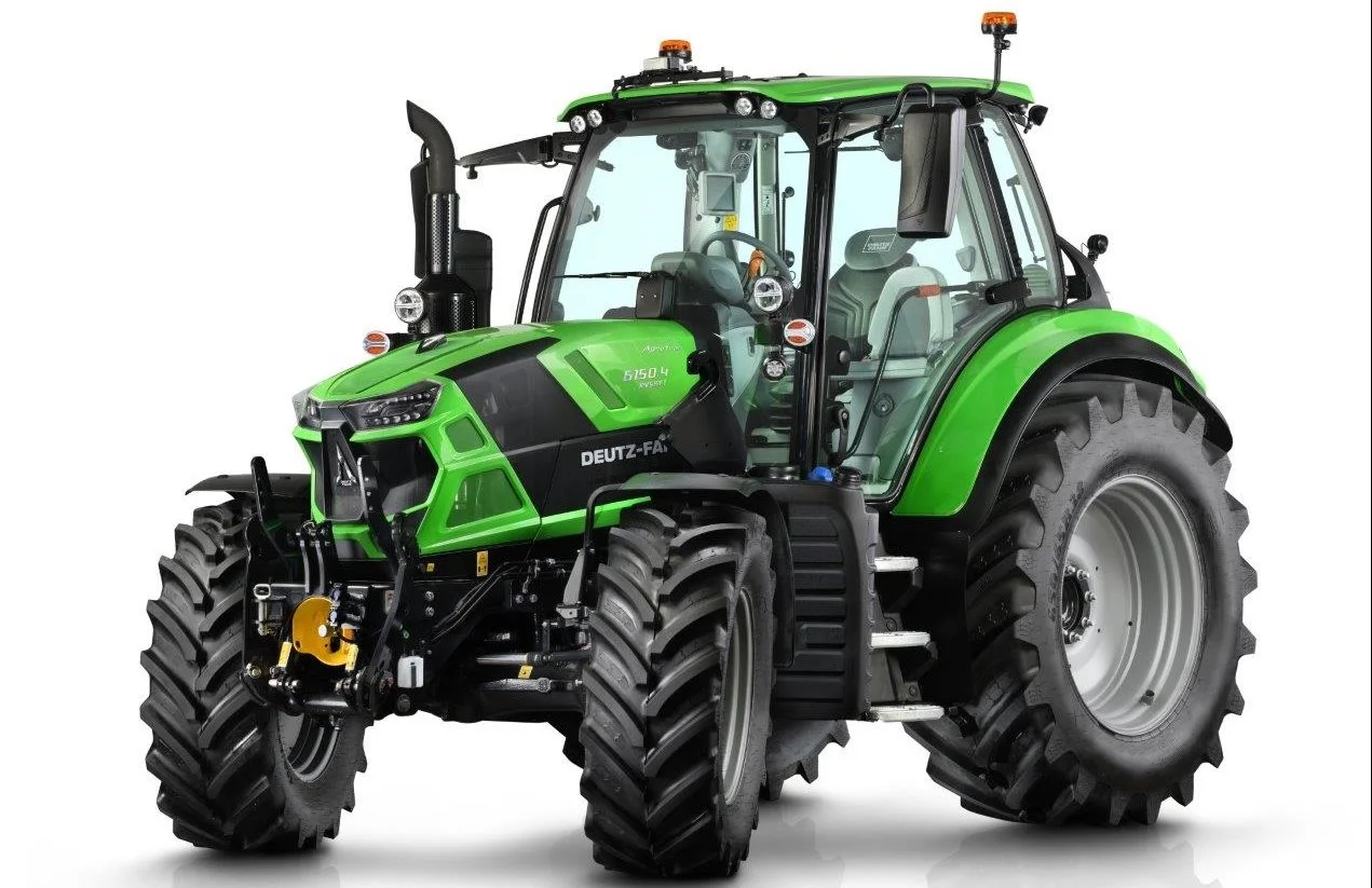 Deutz-Fahr præsenterer tre nye firecylindrede traktorer i 6.4-serien på Eima-udstillingen i Bologna i Italien, der afholdes onsdag til søndag i denne uge. Traktorerne får modelbetegnelserne Deutz-Fahr 6130.4, 6140.4 og 6150.4, som leveres i motorydelserne 136, 147 og 156 hk. Pressefoto