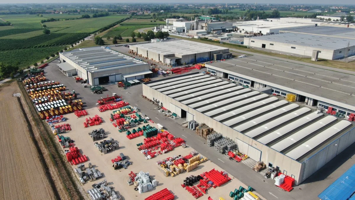 MaterMacc Spa er nu ejet af Pöttinger, men fortsætter produktionen under samme varemærke, med samme medarbejderstab og med samme lidenskab for landbruget. Foto: Pöttinger