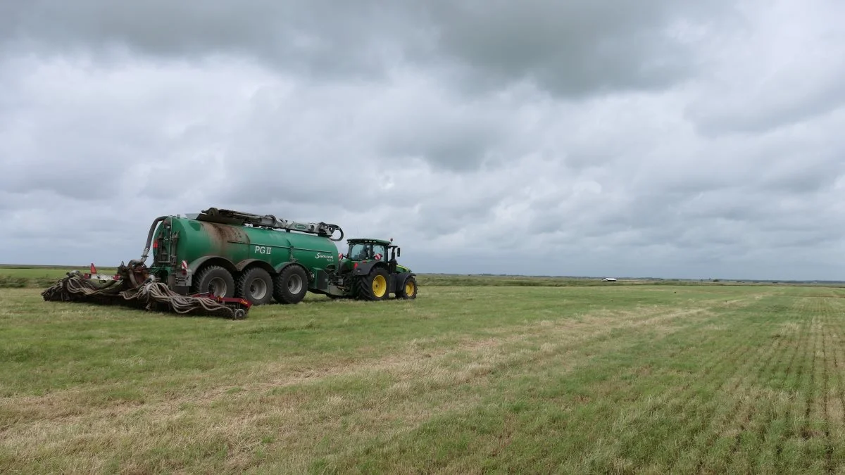 - Det automatiske dataflow om gyllens aktuelle N-indhold kan minimere en stor del af den usikkerhed, som i dag er forbundet med at anvende gylle, lyder det fra Seges Innovation. 