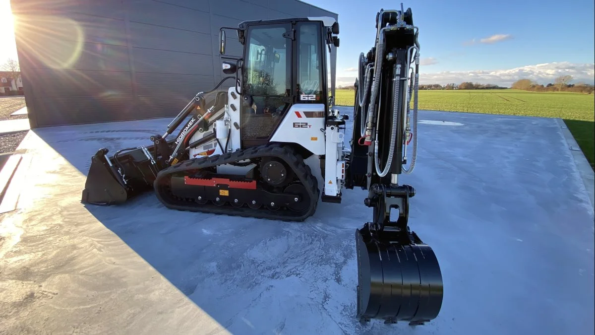 KSM Maskinservice viser for første gang Hidromeks nye manøvredygtige, lille bæltegravemaskine på Agromek-udstillingen. Foto: Per Jørgensen