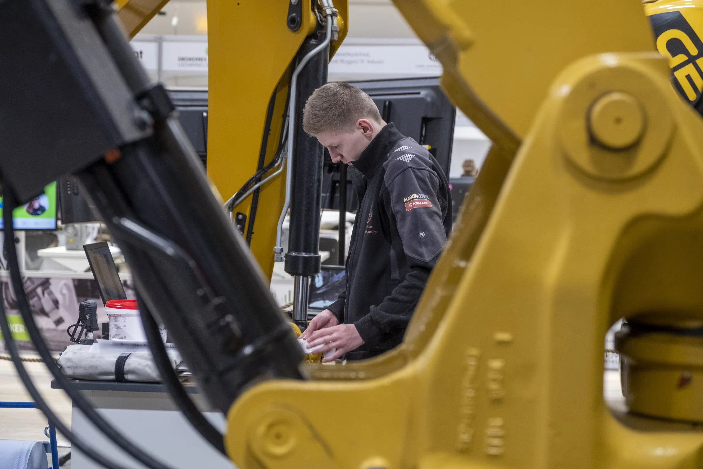 Entreprenørmaskinmekaniker. Foto: Per Daugaard
