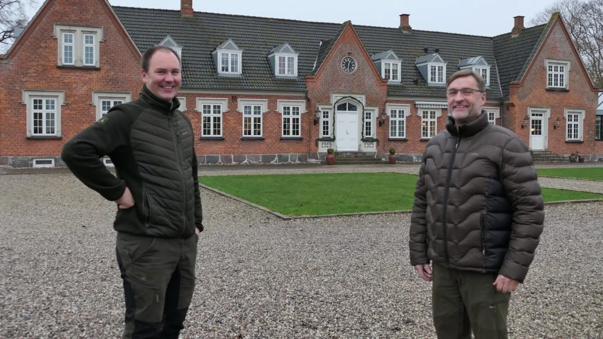 Mindst en gang hver anden uge holder bestyrelsesformand Henrik Bring Larsen et møde med direktør og driftsleder for Agrifos, Christian Hellesøe. I praksis sparrer de dog med hinanden over telefonen en til to gange om ugen. Fotos: Bøje Østerlund