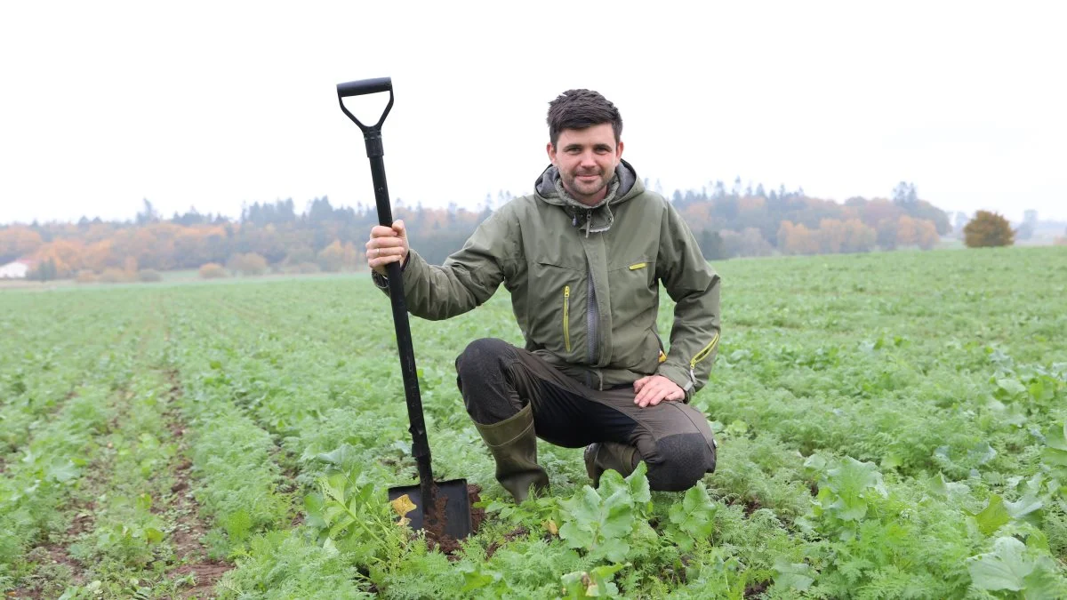 Magnus Bønløkke, Trustrup på Djursland, er nyetableret planteavler, og han lægger med det samme driften om til conservation agriculture, hvor der ikke foretages jordbearbejdning.