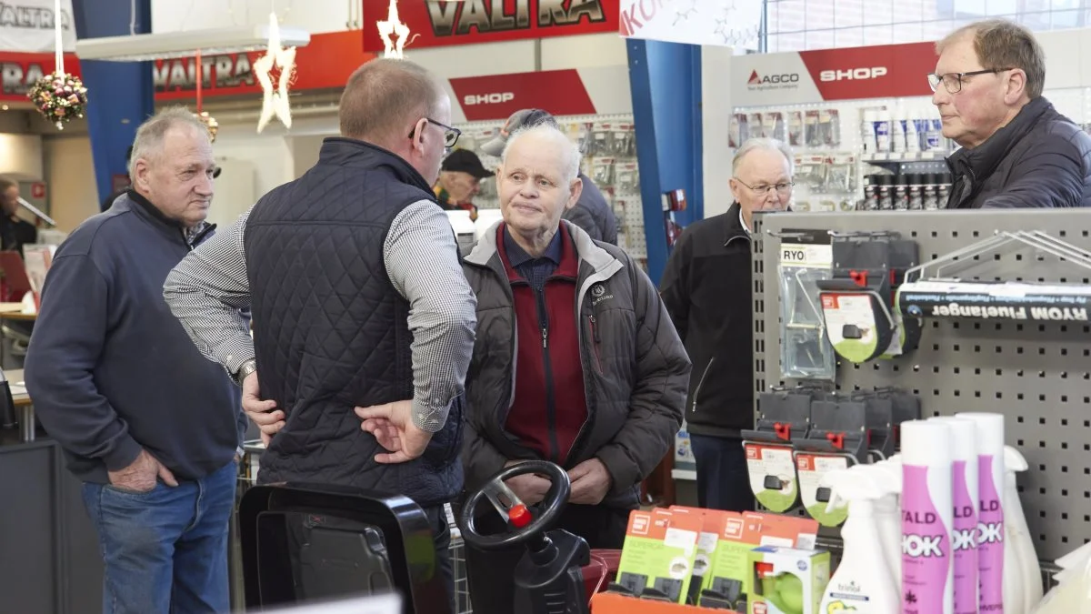 Der var et stort rykind af mennesker, da Agrotek havde inviteret til Åbent Hus. Fotos: Tenna Bang