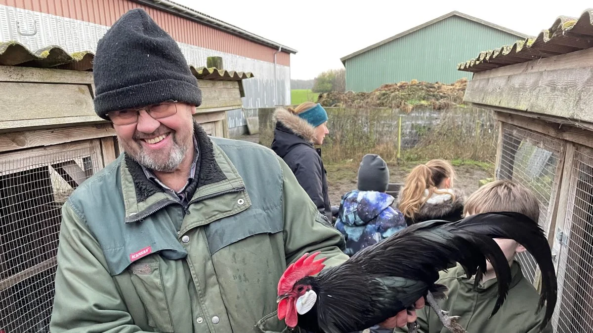 Som en del af skolereformens krav, skal en skole inddrage lokalområdet. Det gjorde Toubroskolen på Djursland ved at besøge landmand Poul Otto Dalkær Petersen. Fotos: Djursland Landboforening