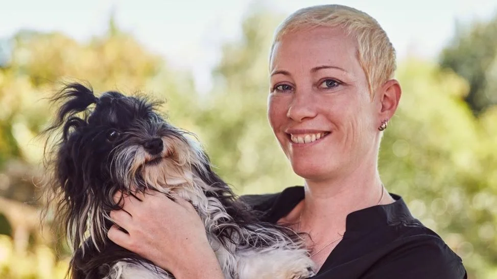 Dyrlæge Karen Tjørnelund har især stor ekspertise omkring hunde og katte. 