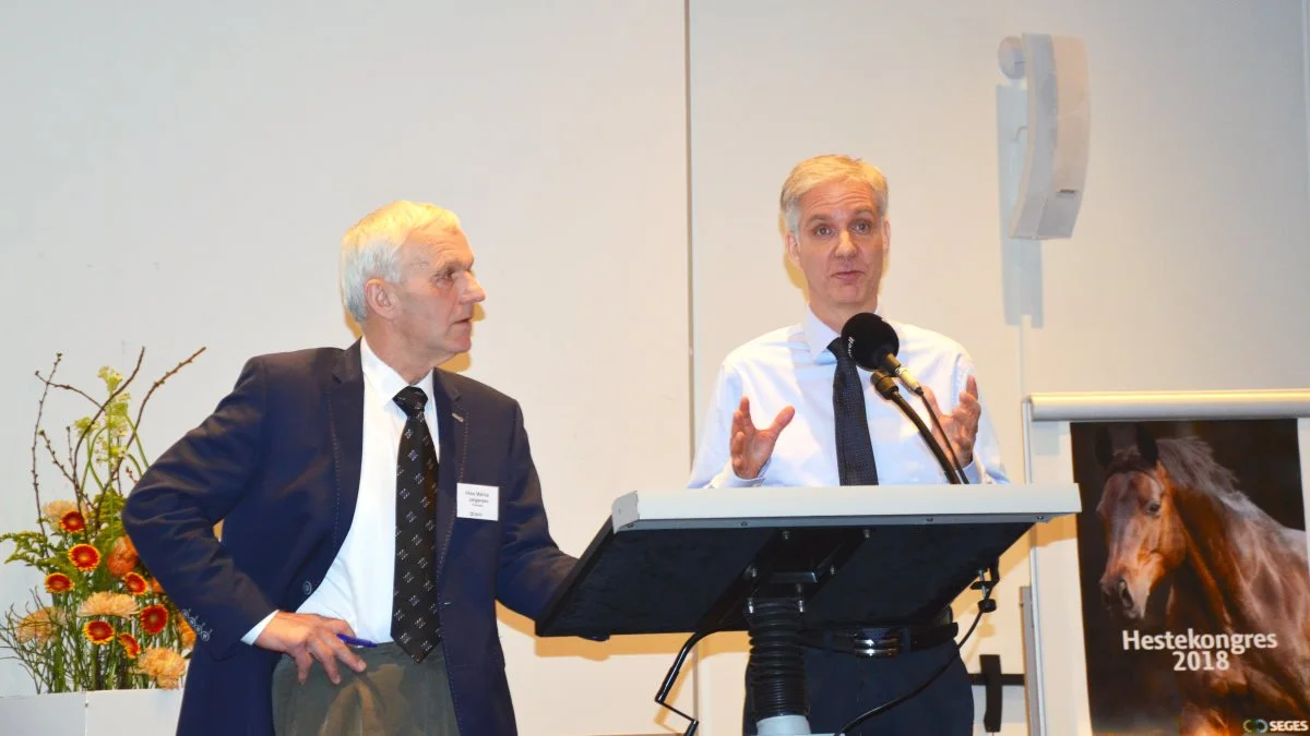 Formand Hans Marius Jørgensen (tv) og Jørgen Kold, chefkonsulent hos Seges fotograferet til Hestekongres 2018. Begge er igen på banen her i 2023. Arkivfoto: Camilla Bønløkke