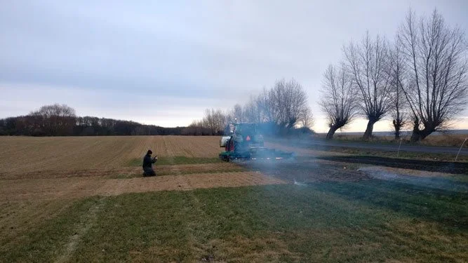 Gasbrænding af frømark på Hverringe gods. Foto: Rune Gjengedal
