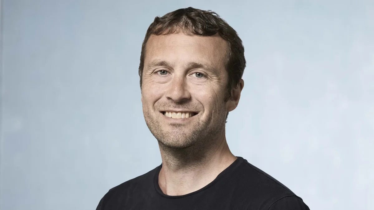 - Der kan tjenes penge på at producere sine egne polte, hvis man er dygtig til det. Men er man det mindste i tvivl om det, så lad være, lyder rådet fra afdelingsleder Martin Mølgaard Pedersen, Avl & Genetik, Landbrug & Fødevarer. Fotos: DanBred