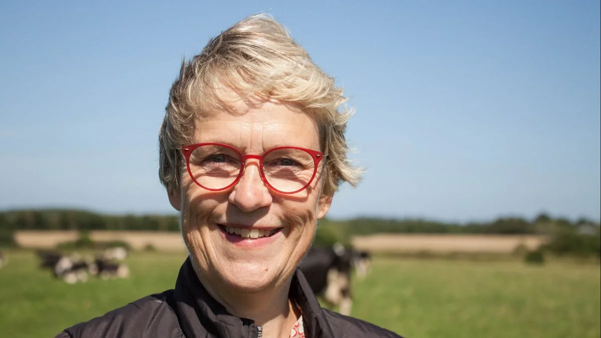 - Politikerne bør åbne øjne og gøre op, om de vil de små landbrug det vel, siger Lone Andersen. Foto: Flemming Erhard