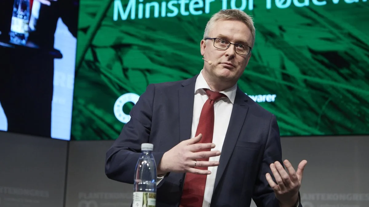 - Sagen understreger for mig et klart behov for, at vi har brug for større klarhed og overblik over, hvor omfattende et problem forøget PFAS-indhold i vores fødevarer er, siger fødevareminister Jacob Jensen (V). Arkivfoto: Erik Hansen