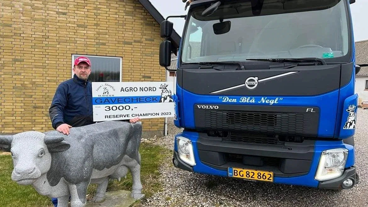 Sørens Klovpleje sponsorerer 3.000 kroner til årets reservechampion.