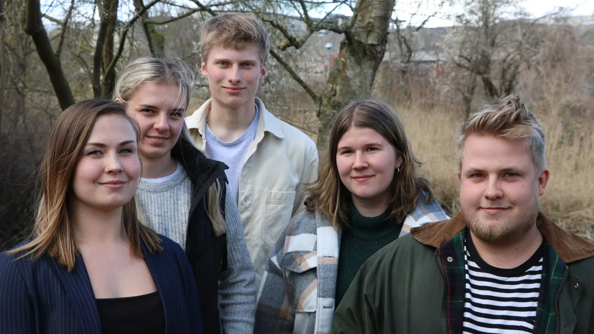 Holdet bag @derforlandmand i 2022 - fra venstre: Denine Nissen, Laura Cecilie Torp Søgaard, Victor Leth, Maria Gudsø Jensen og Carl Johan Bruun Hansen. Foto: Linda Rosager Duve