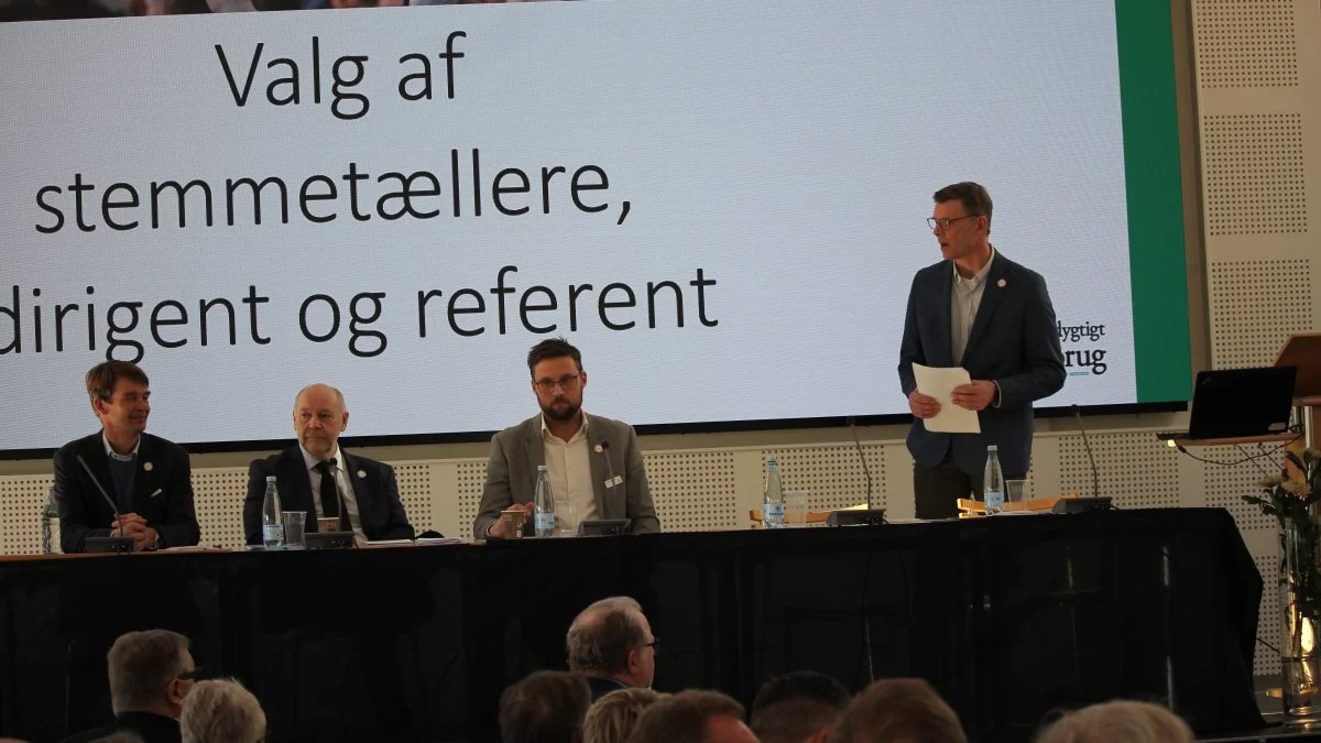 På Bæredygtigt Landbrugs generalforsamling, hvorfra dette foto stammer, er det blevet oplyst, at den afdøde land- og forretningsmand Hans Jørgen Leo Nielsen har betænkt foreningen med 54 millioner kroner. Foto: Morten Ipsen
