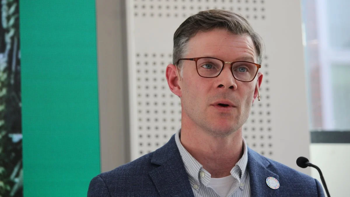 - Vi skal til at tænke beskyttelse af produktionsjord ind i fremtidens planlægning, lød det fra formand Peter Kiær på Bæredygtigt Landbrugs generalforsamling onsdag på Bygholm Landbrugsskole. Foto: Morten Ipsen