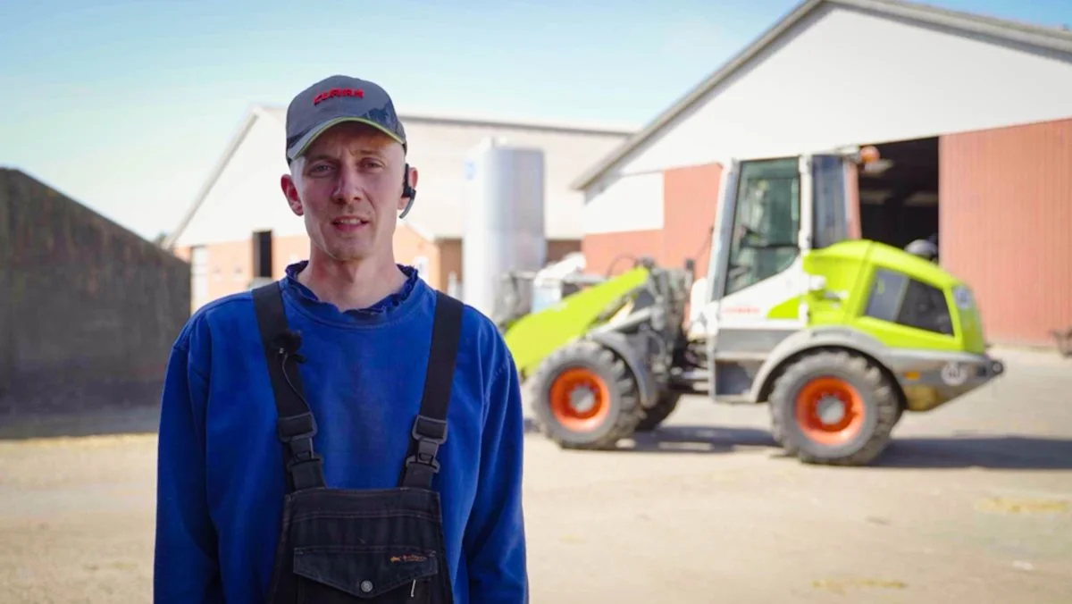 På billedet: Jonas Jensen foran sin TORION 644 SINUS hjullæsser. Foto: Brian Nonbo