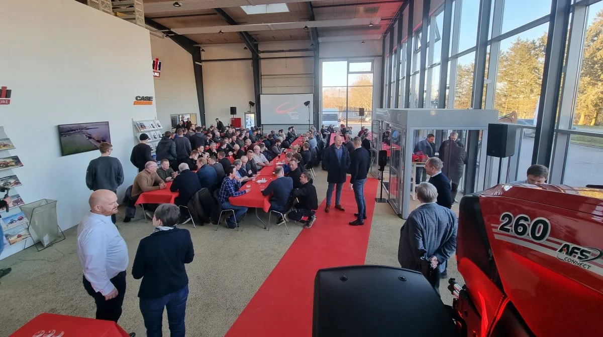 Der var forpremiere på den nye Case IH Puma 260 AFS Connect traktor, da S.D. Kjærsgaard slog dørene op til høst-event. Fotos: Anders Lei