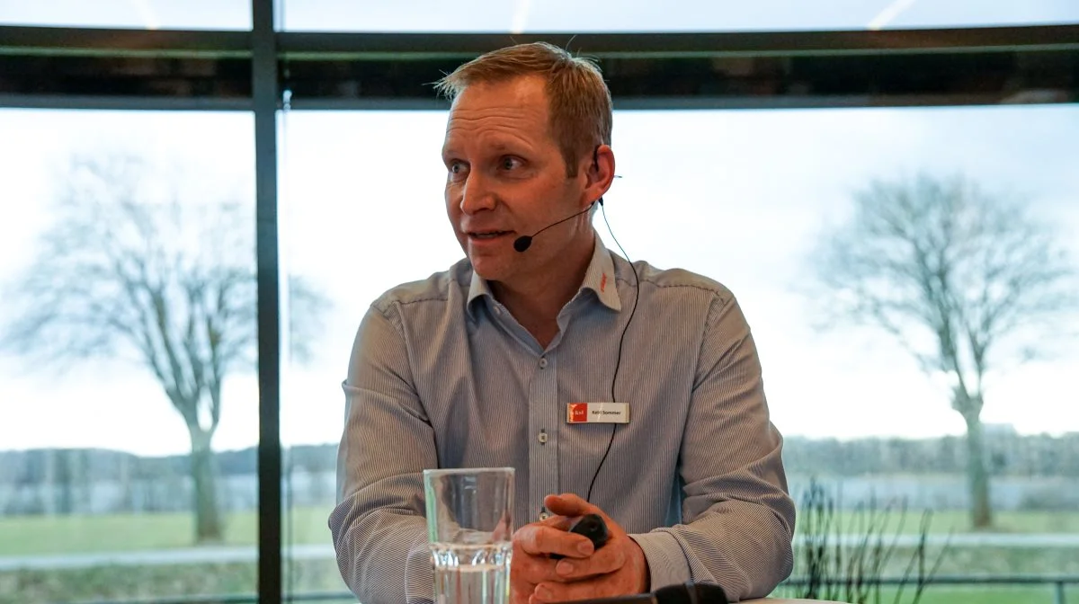 - På soholdene ser vi nu, at selv store sohold, som ligger over 1.000 søer, er begyndt at lukke. Så det er en helt anden hverdag, fortalte afdelingsleder Keld Sommer.