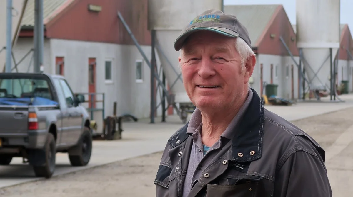 - Vores marker sumpede til og kunne ikke dyrkes. Jeg har levet i uvished i alle årene, siger Eskild Johnsen om den langvarige sag, som endnu ikke er afsluttet. Eskild Johnsen har ventet i snart 20 år på en afgørelse – og nu skal sagen i Landsretten. Foto: Karsten Himmelstrup