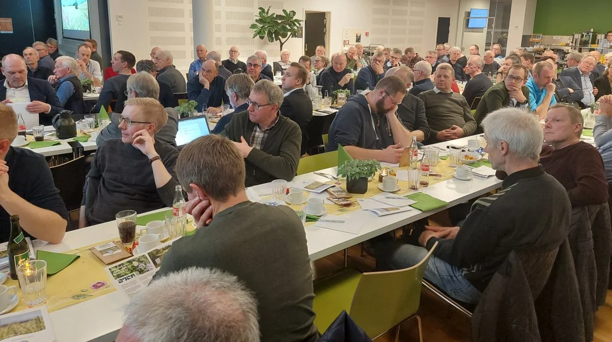 Omkring 120 var mødt op til generalforsamlingen i Sydvestjysk Landboforening, der blev holdt i Sagro´s rådgivningscenter ved Esbjerg. Foto: John Ankersen