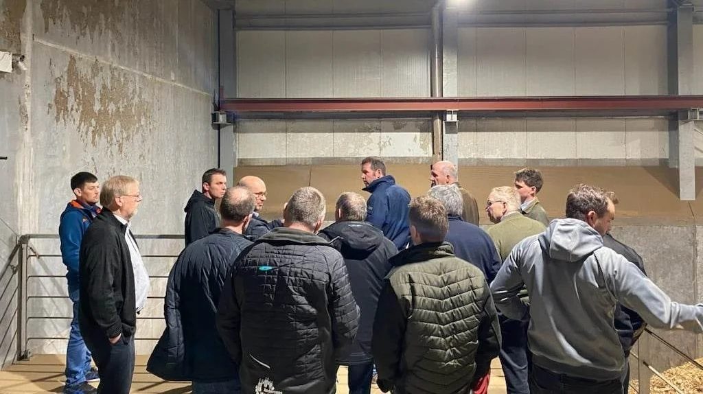 Foreningen Fynshalm havde inviteret til generalforsamling med besøg hos Ringe Fjernvarme. Fotos: Christopher Jensen, Halm80
