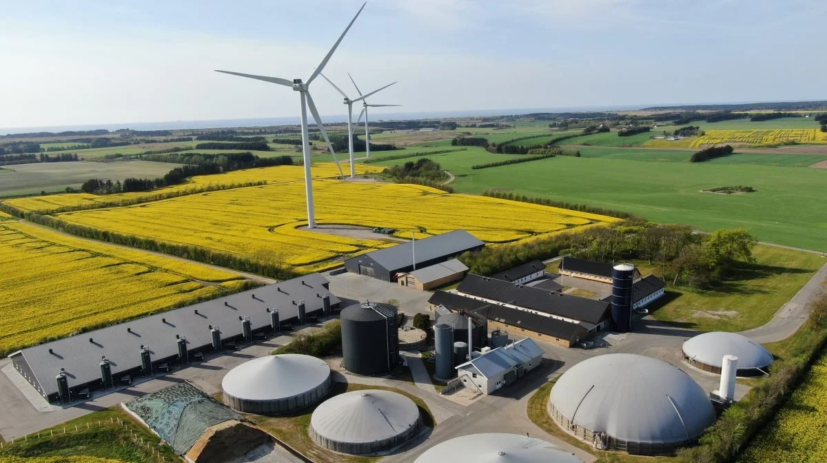 Jens Peter Lunden og Norwegian Hydrogen har etableret selskabet Grøn Brint ApS. Selskabet vil eje elektrolysefabrikkerne til produktionen af grøn brint, som på sigt skal bruges i produktionen af LBG. Produktionen etableres i tilknytning til GrønGas’ produktion ved Hjørring. Foto: GrønGas
