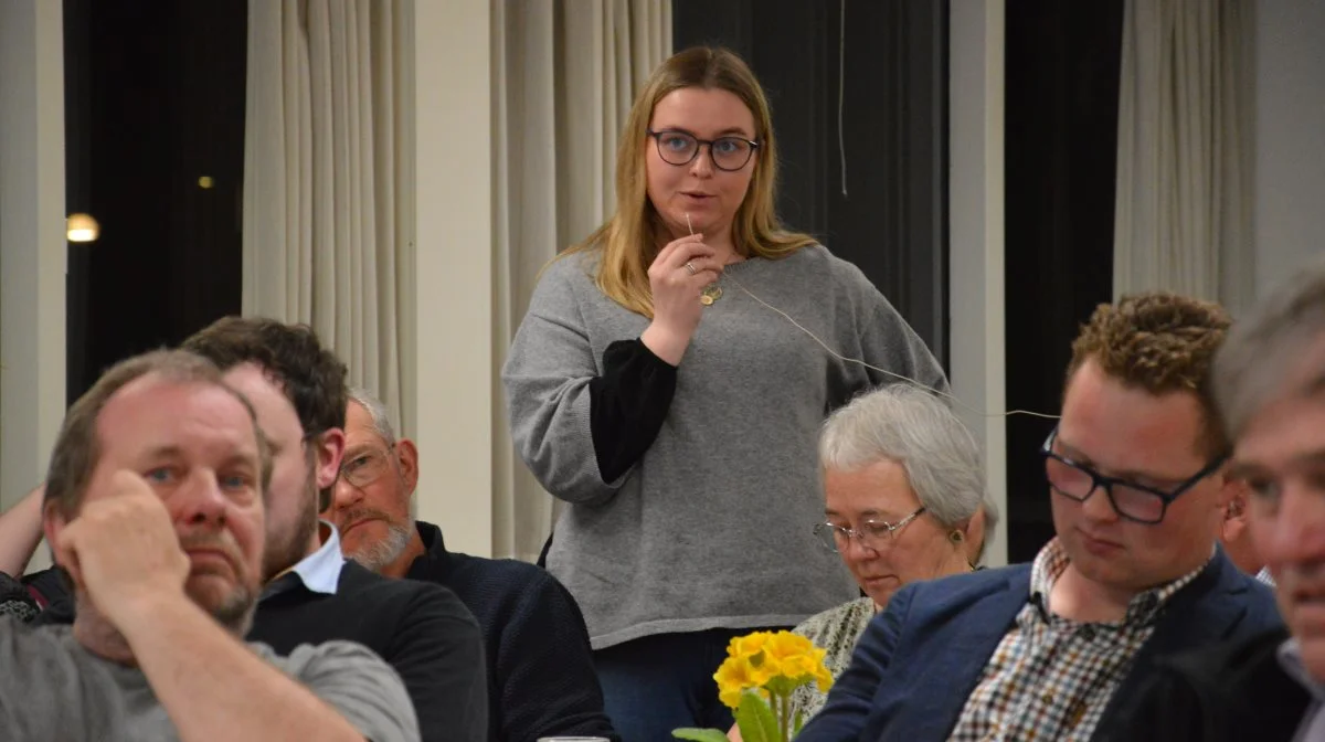 - Jeg synes, det kunne være fedt, hvis vi kunne få et samarbejde op, og stable noget på benene omkring generationsskifte, og hvordan kvinderne, der kommer ind i landbruget, som ikke er født på den her gård, kan komme ind i virksomheden, siger Cathrine Lea Schäfer Jensen.