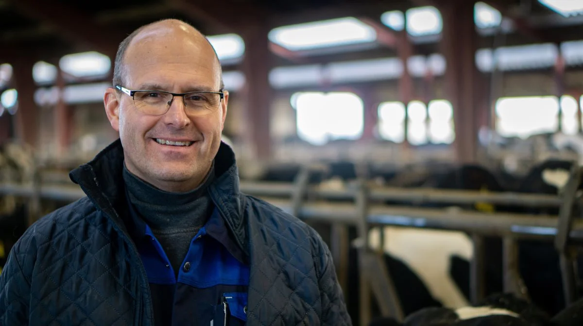 Brian Jensen oplevede sidste år, at hans køer begyndte at få yverbetændelser og vomforstyrrelser. Problemerne forsvandt igen efter brugen af Mycofix®.