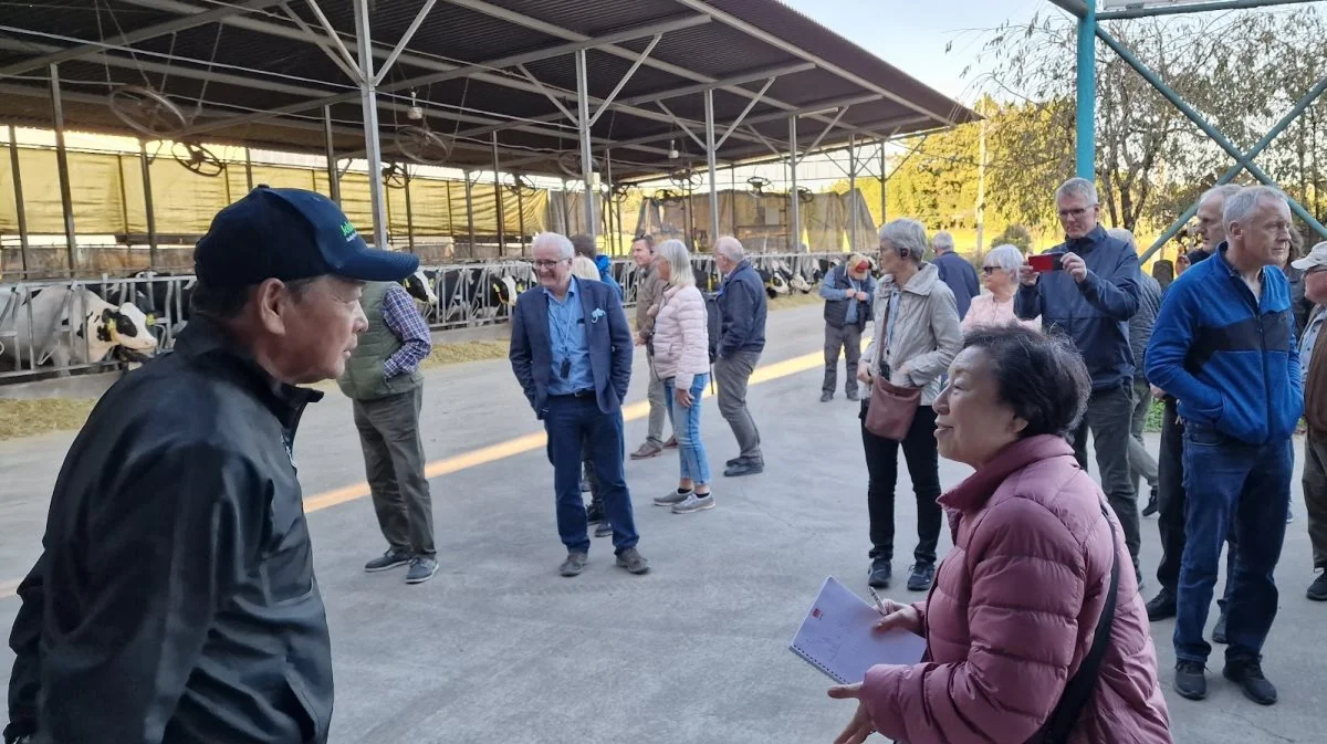 Besøg på sidste års studietur hos en japansk mælkeproducent med en stor holstein-besætning. 
