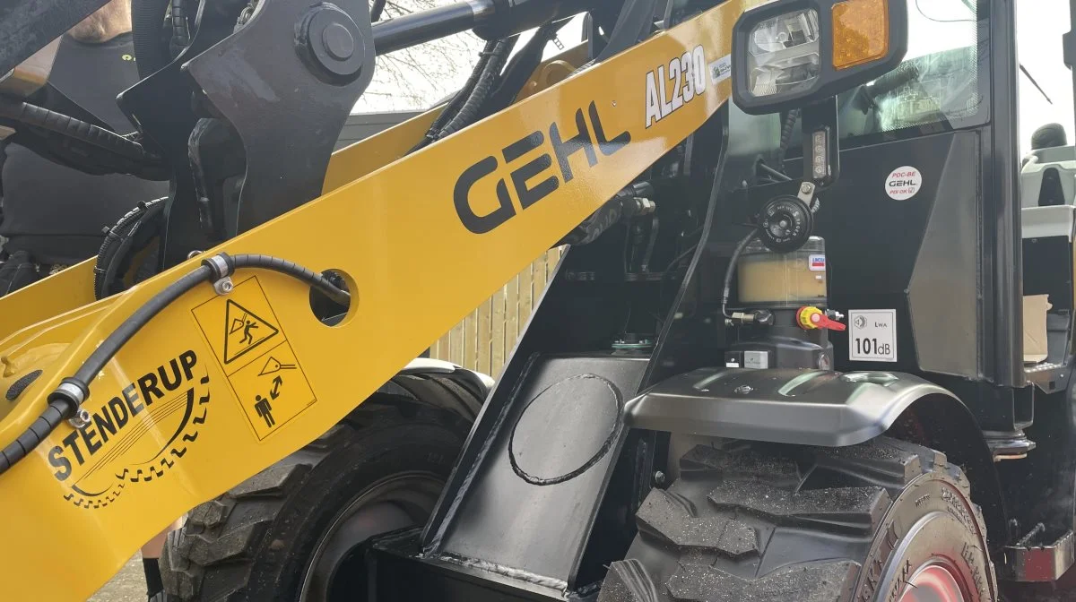 Stenderup A/S, der importerer Gehl-maskiner til Danmark og Norge, har udvidet forhandlernettet med Risskov Have- & Parkmaskiner ved Aarhus.