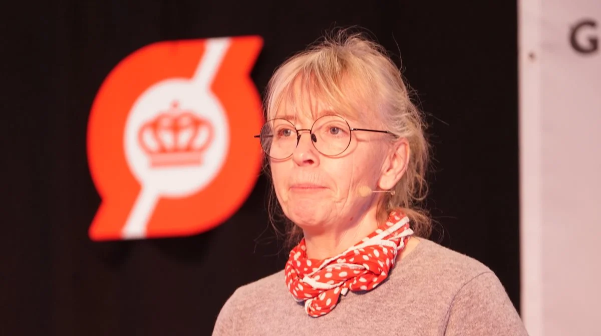Louise Køster glæder sig over de mindre forekomster af PFAS i økologiske æg. Foto: Foto: Henrik Hindby Koszyczarek/Økologisk Landsforening